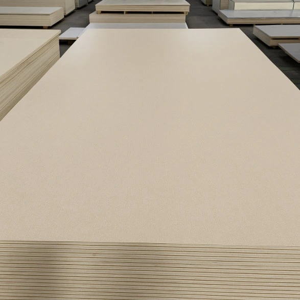 Plain Board v přírodní barvě dřeva